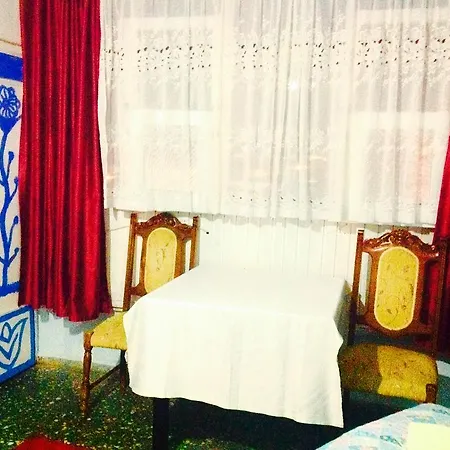 בית הארחה Yeni Umut